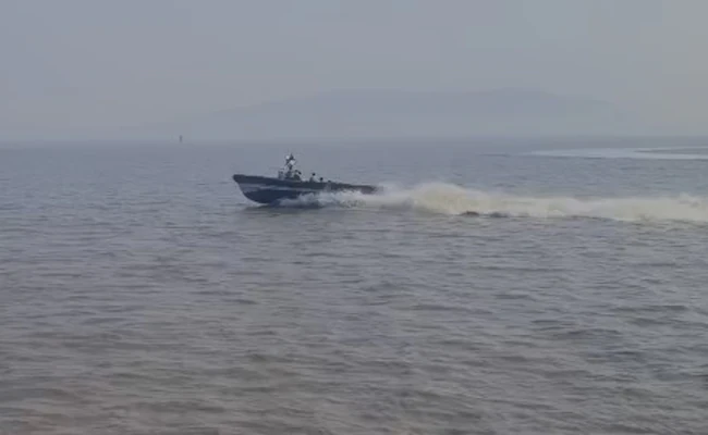 Navy Speedboat Crashes Into Mumbai Ferry